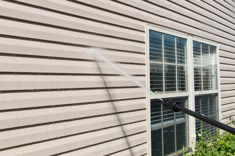 Why You Should Only Trust Professional House Washing